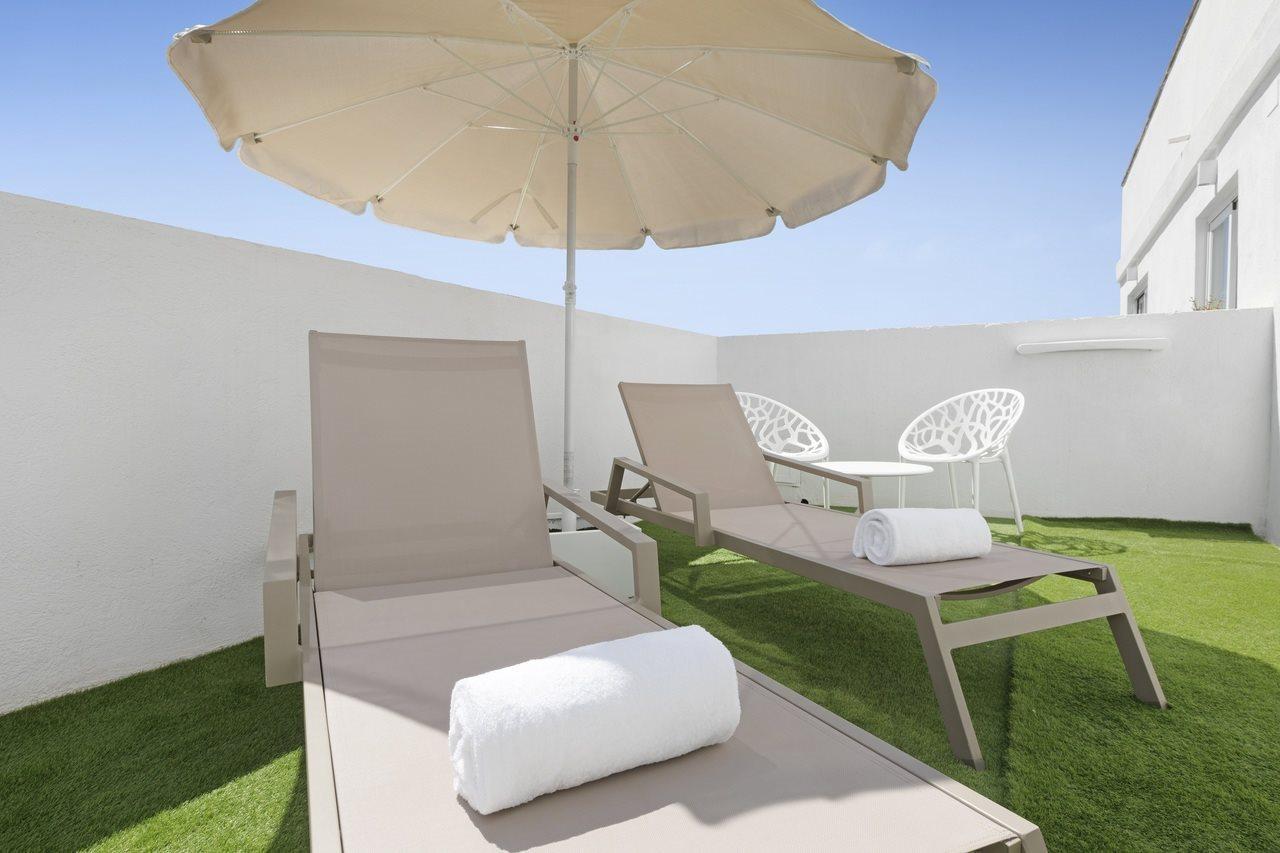 Hotel Sant Jordi Segur de Calafell Buitenkant foto